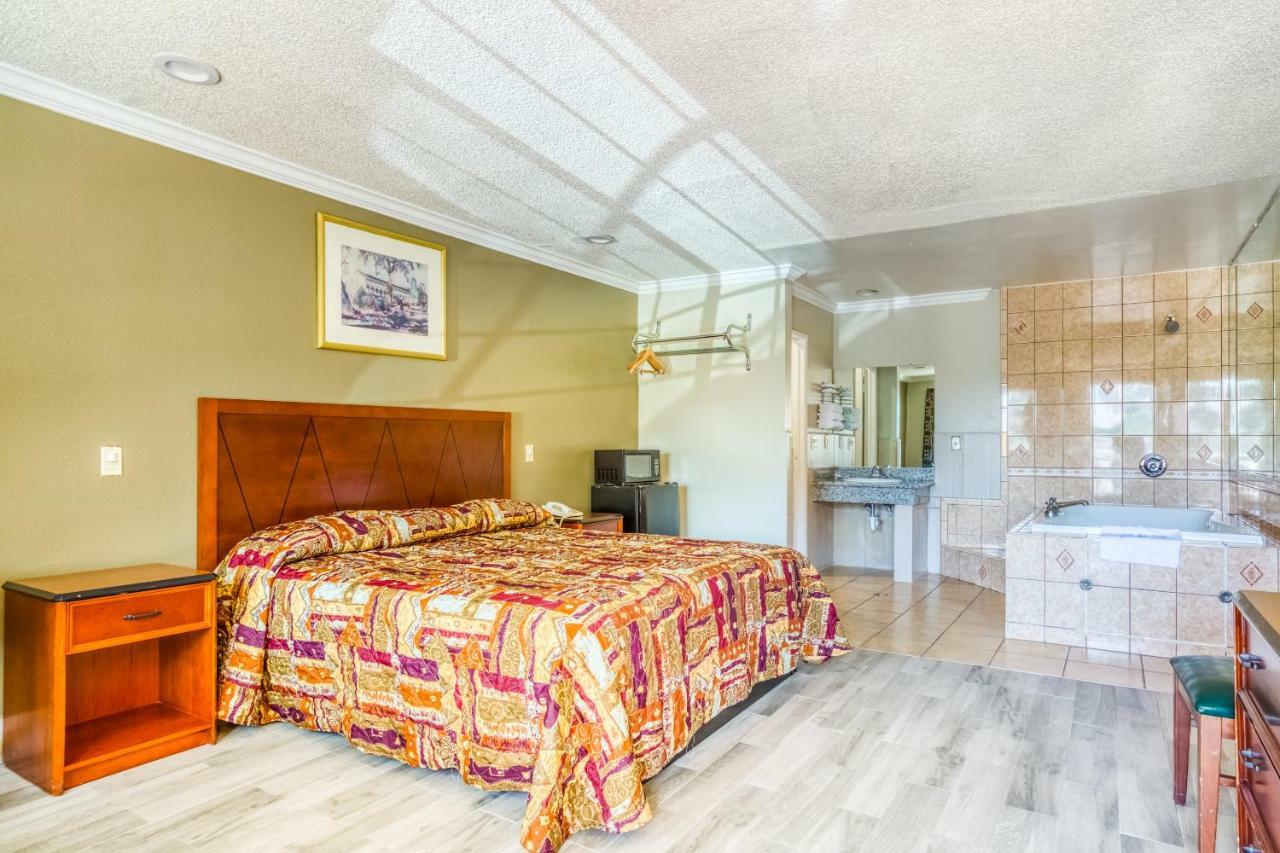 Hotel Whittier, Ca I-605 Екстериор снимка